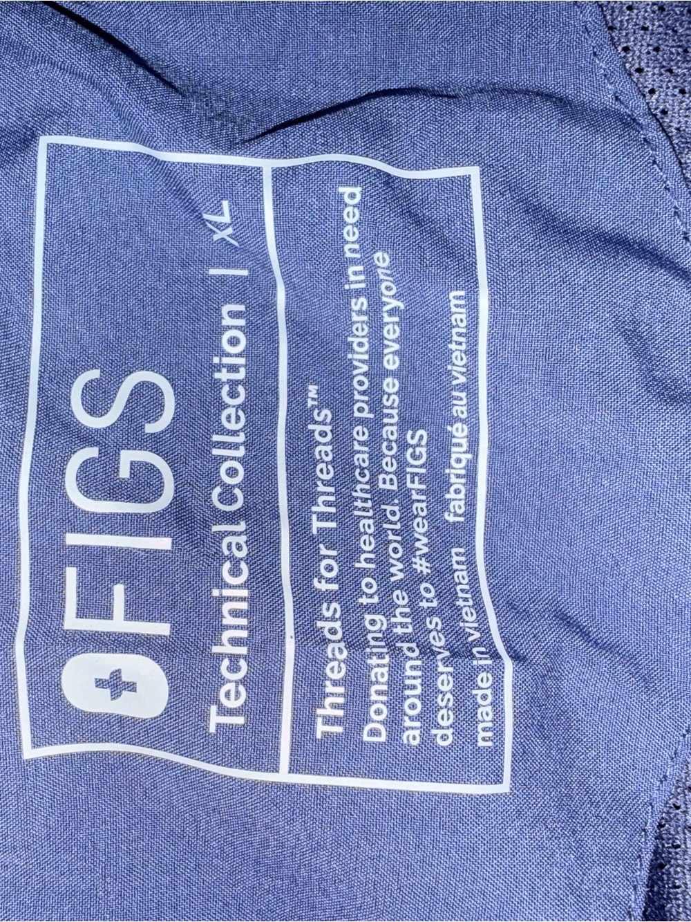 FIGS Women’s Lightweight Full-Zip Jacket in Blue - Picture 2 of 3